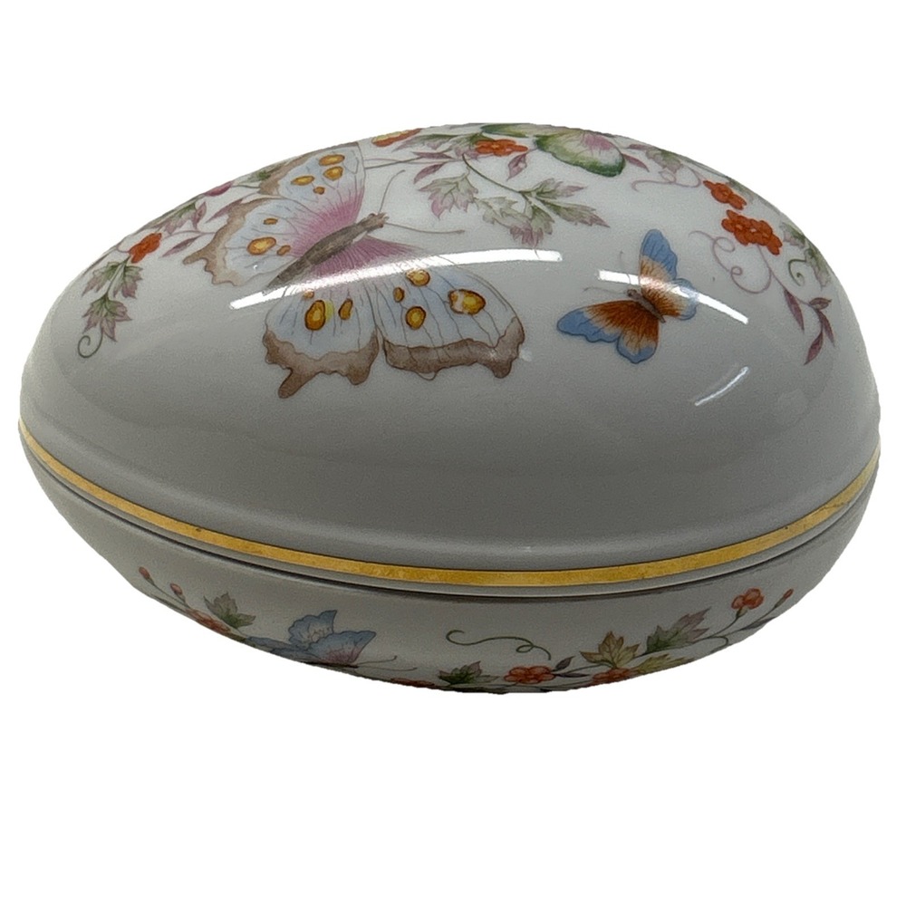 Avon Vintage Butterfly Fantasy Porcelain Trinket Egg 1974 22k Gold Trim